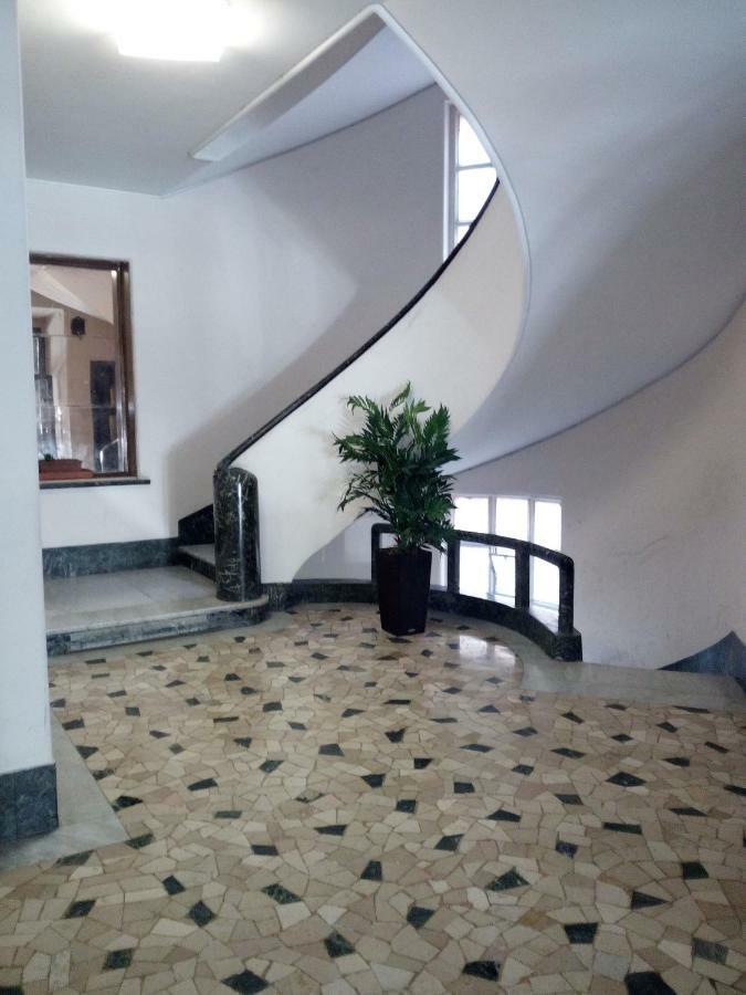 Dream House Spazioso Appartamento Tra Policlinico E Piazza Bologna روما المظهر الخارجي الصورة